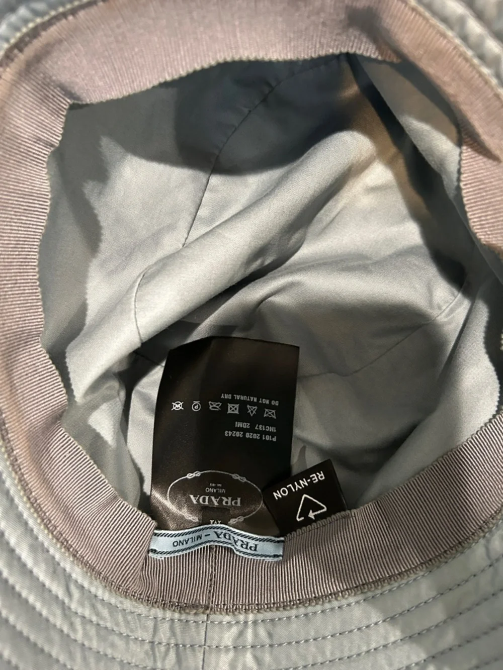 Prada Light Gray Re-Nylon Bucket Hat with Logo Plaque - Picture 2 of 4
